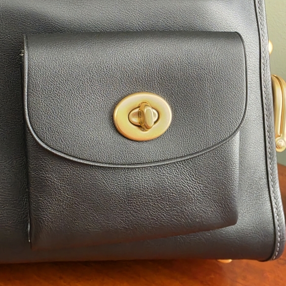 Coach CDZ12 Turnlock Haversack Black Leather Brass Shoulder Bag NWT - Picture 9 of 16